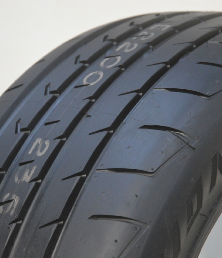 FEDERAL Evoluzion ST-1 215/65 R17 99H