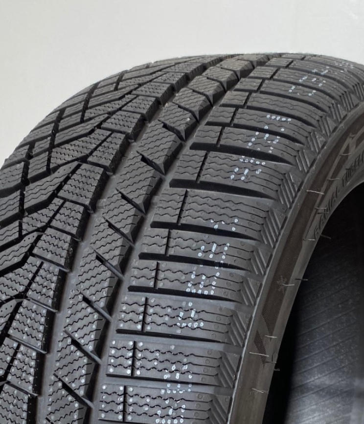 Sailun Ice Blazer Alpine EVO 1 235/55 R19 105V