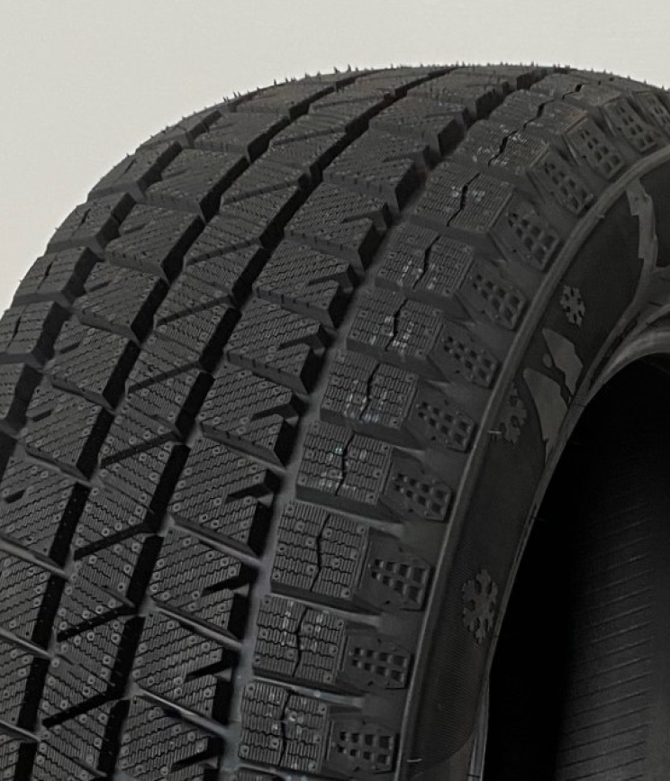 Sailun Ice Blazer Arctic SUV Minkšto mišinio 235/60 R18 107T