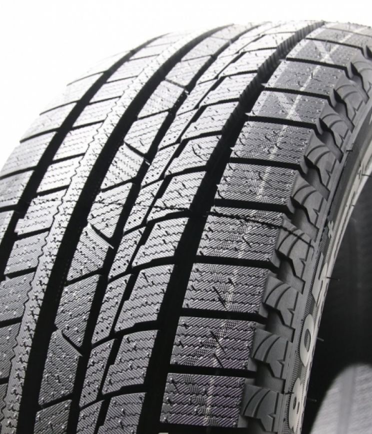 Nereus NS805 215/50 R17 95V