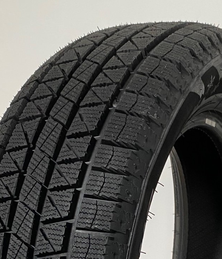Aplus A506 205/65 R15 94S