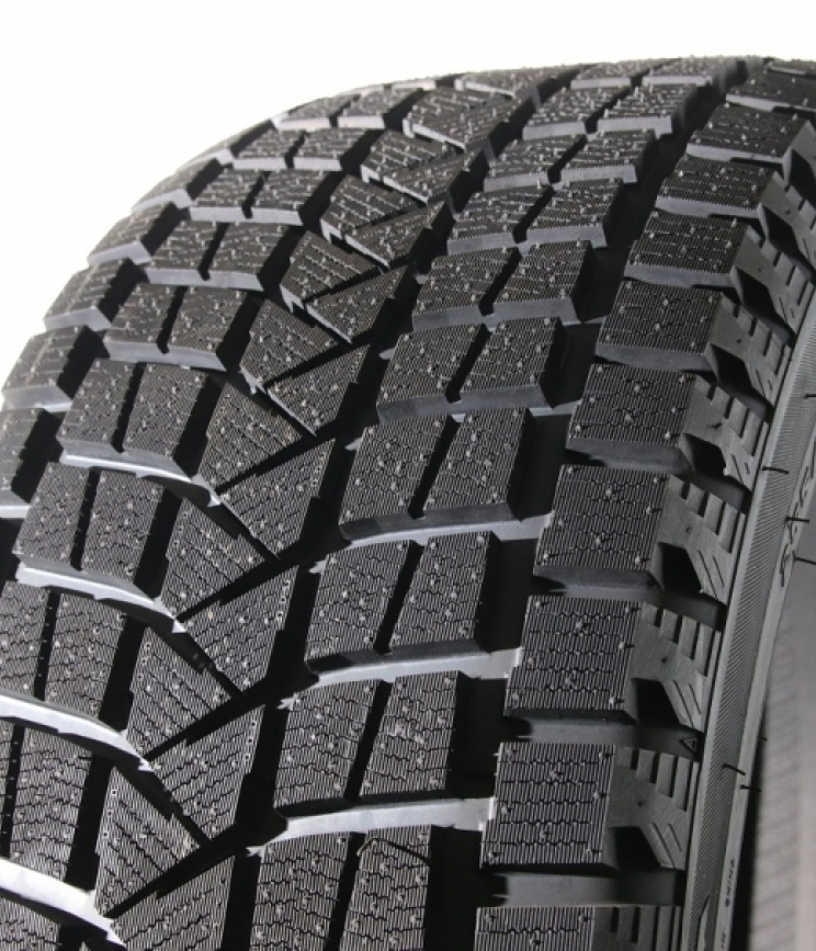 Tourador WinterPRO TSS1 235/60 R18 107T