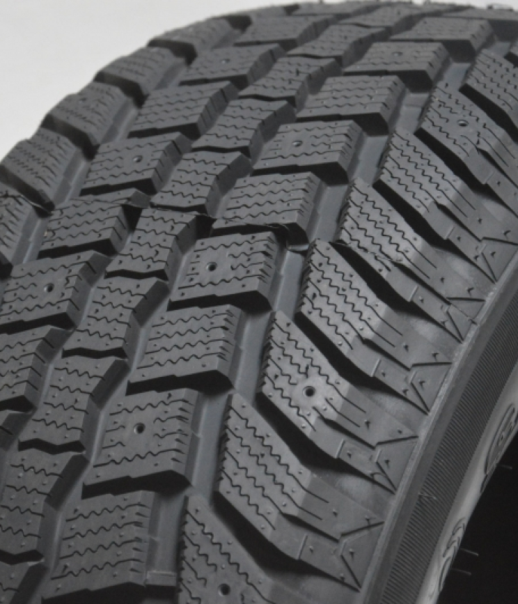 Sailun ICE BLAZER WST2 LT studded 245/70 R17 110S