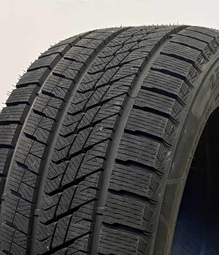 Zelda Surate Ice03 Soft Compound 245/45 R19 H102
