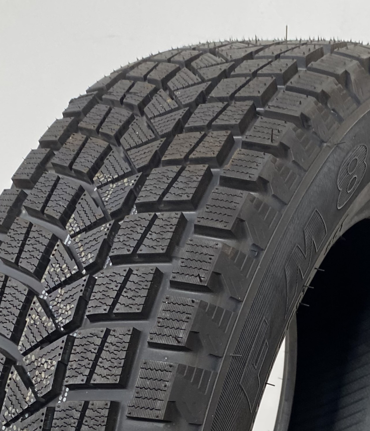 FIREMAX FM806 (Rim Fringe Protection) 235/55 R18 T100