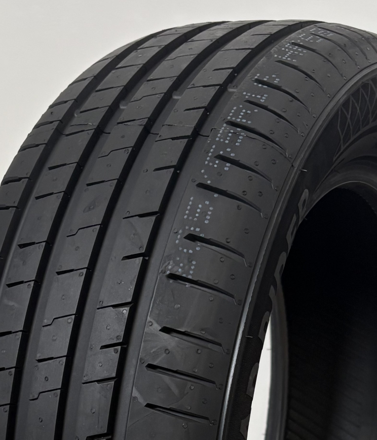 ROAD RIDER STRADA (Made in Cambodia) 205/55 R16 91V