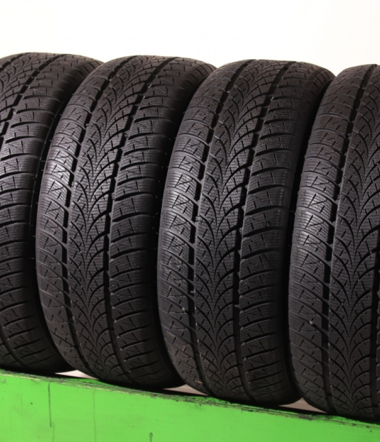 Triangle TW401 DEMO 225/50 R17 98V