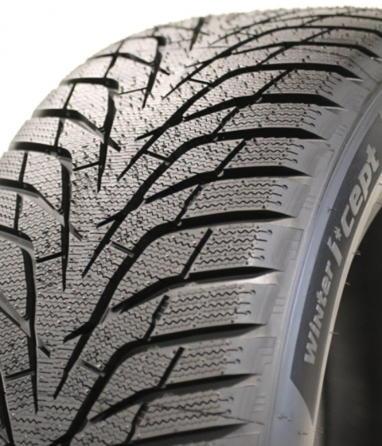 Hankook Winter I Cept IZ3 W636 RP 225/45 R18 95H