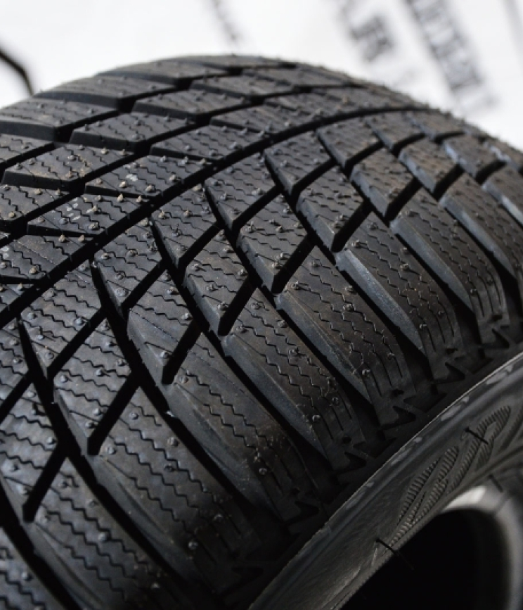 Bridgestone LM001 (DOT2019) 215/65 R17 99H