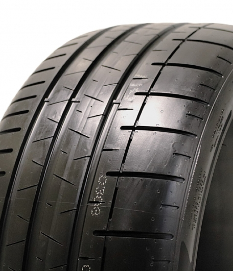 Pirelli PZero Corsa PZC4 DOT2010-2014 235/35 R19 91Y