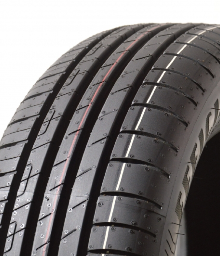 Goodyear Efficientgrip Performance DOT2022-2024 215/55 R17 94W