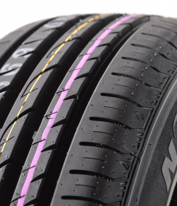 Nexen NFERA SU4 DOT2023 205/50 R17 89V
