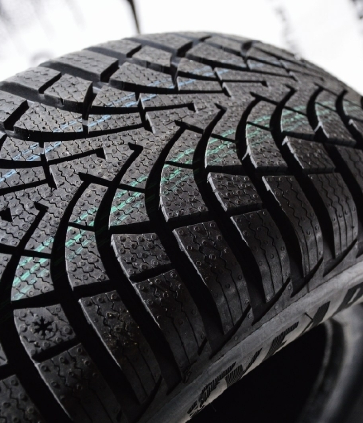 Goodyear UltraGrip 9+ DOT2019-2021 175/70 R14 84T