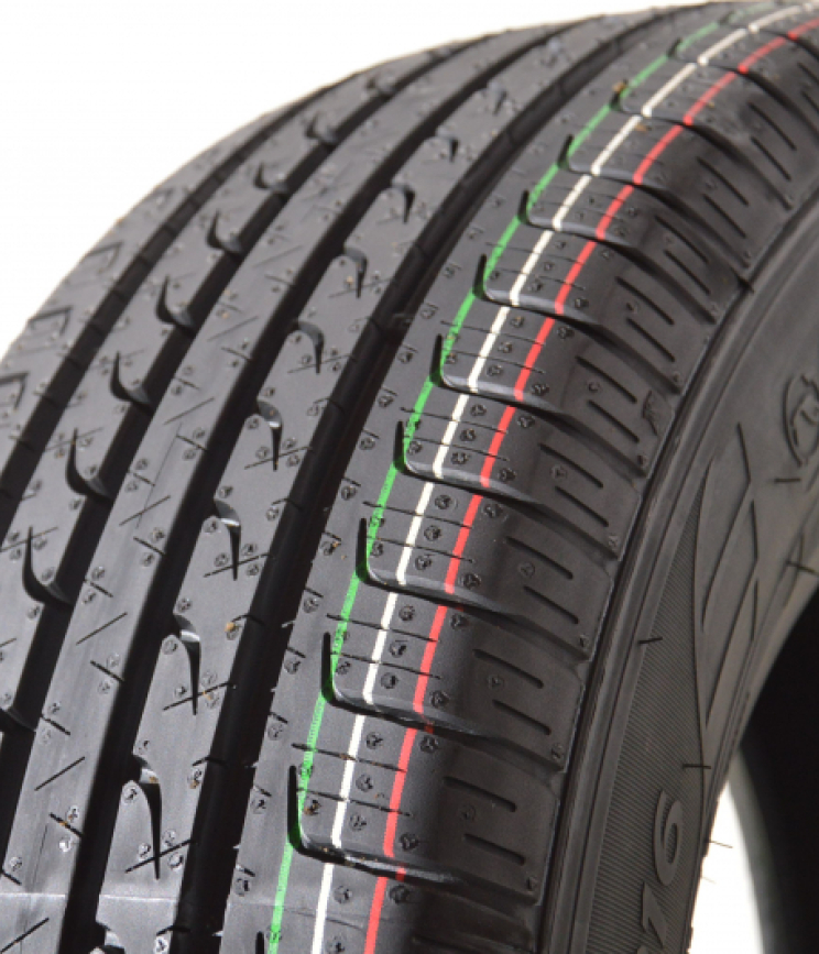 Goodyear EfficientGrip Performance SUV 4X4 DOT2018-2020 215/65 R16 98H