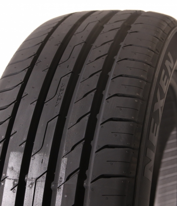 Nexen N FERA SPORT SUV 235/50 R19 99V