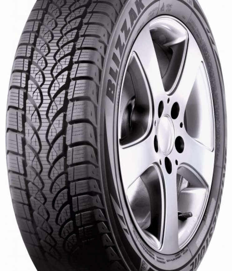 Bridgestone Blizzak LM32C 205/65 R16 103T