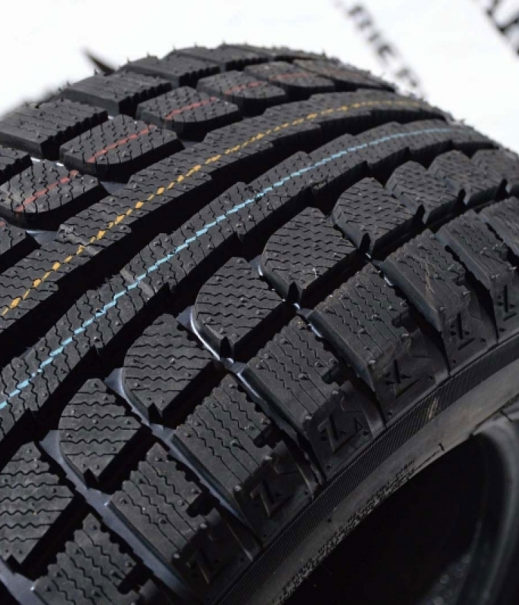 Antares Grip 20 275/45 R20 110H