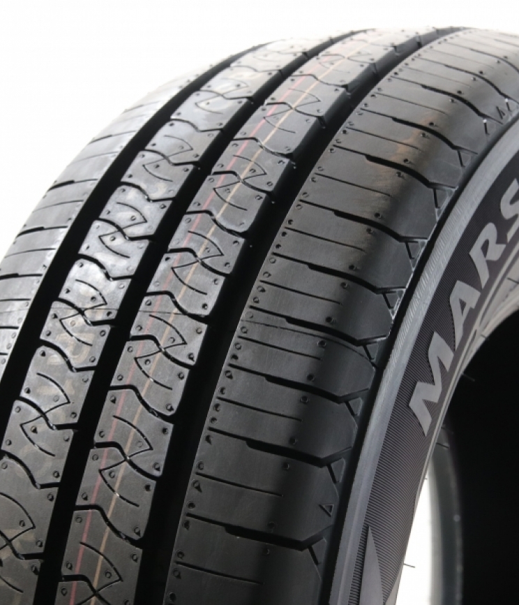 Marshal / Kumho PorTran KC53 195/70 R15 104/102R