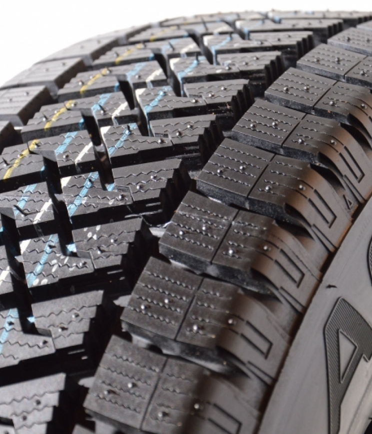 Lassa Wintus 2 195/80 R14 106/104R