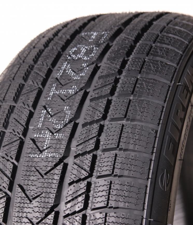 FIREMAX FM808 255/50 R19 107V